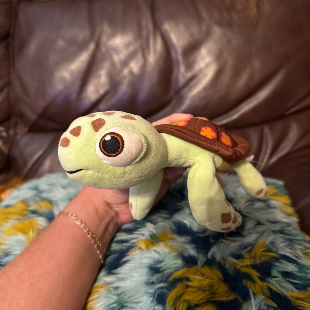 Famosa Disney Plush ‘Squirt’ sea turtle from Finding Nemo